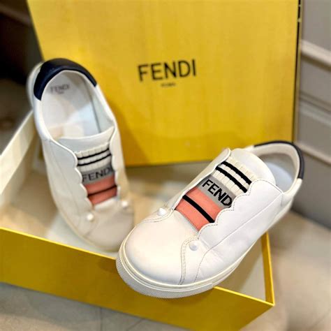 giày fendi|Fendi pants.